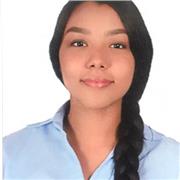 Trabajo como niñera ayudando a niños con sus tareas escolares